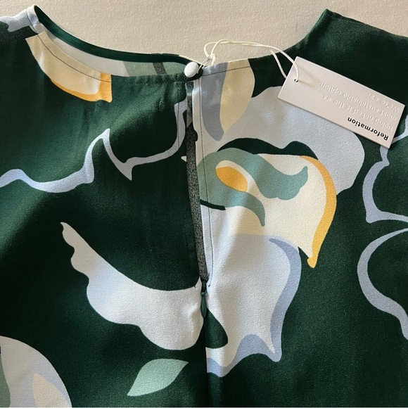 Reformation Frasier Dress in Lyra - Picture 12 of 16